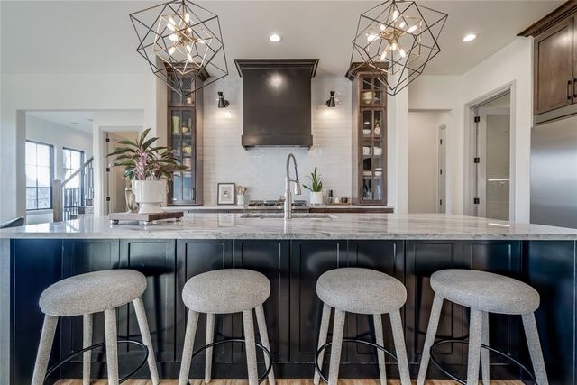 4716 Spring Manor Court, Edmond, OK 73025