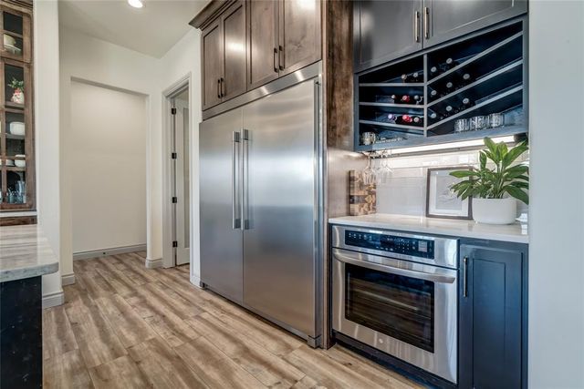 4716 Spring Manor Court, Edmond, OK 73025