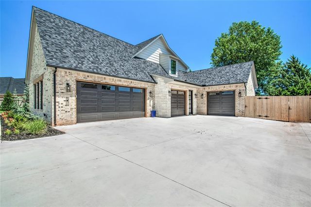 4716 Spring Manor Court, Edmond, OK 73025