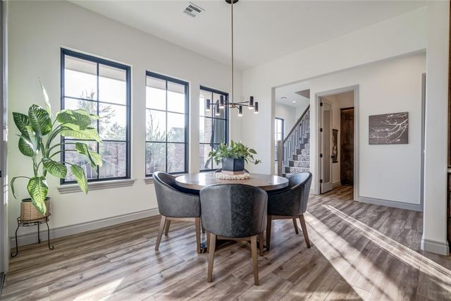 4716 Spring Manor Court, Edmond, OK 73025