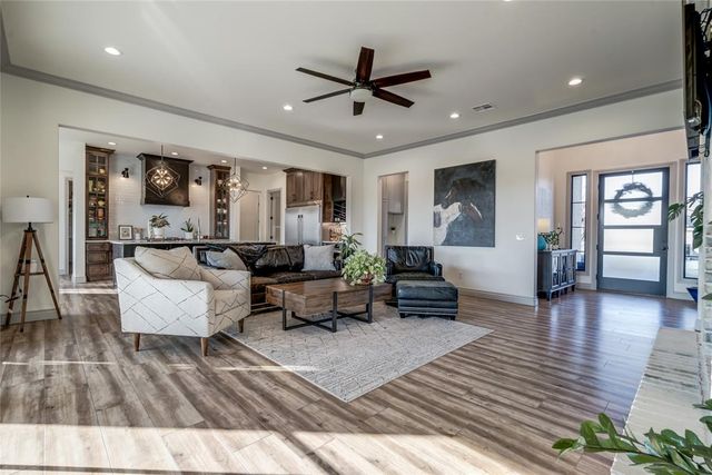 4716 Spring Manor Court, Edmond, OK 73025