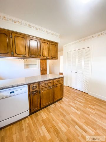 2065 Highland Drive, Blackfoot, ID 83221