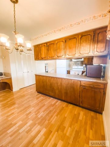 2065 Highland Drive, Blackfoot, ID 83221