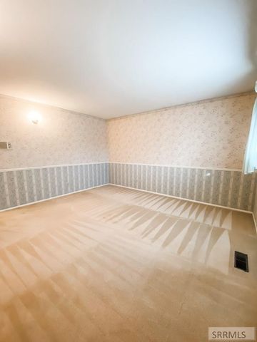 2065 Highland Drive, Blackfoot, ID 83221