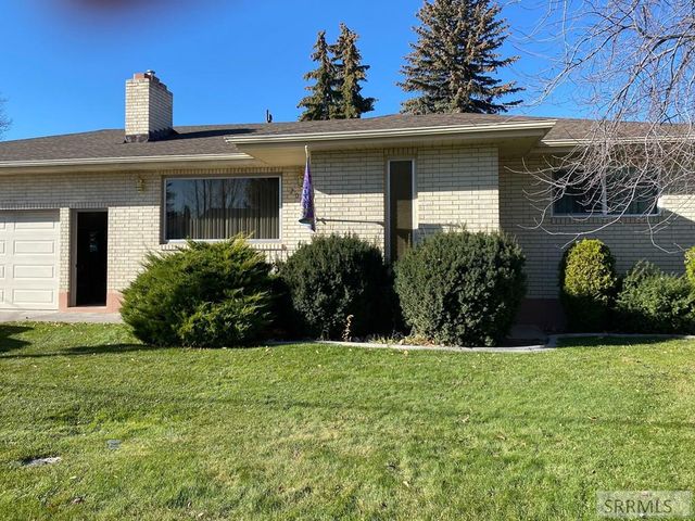 2065 Highland Drive, Blackfoot, ID 83221