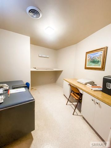 2065 Highland Drive, Blackfoot, ID 83221