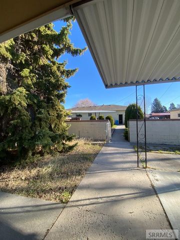 2065 Highland Drive, Blackfoot, ID 83221