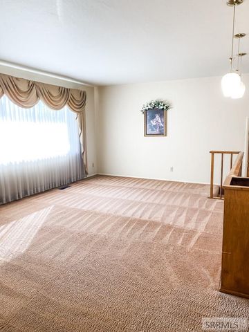 2065 Highland Drive, Blackfoot, ID 83221