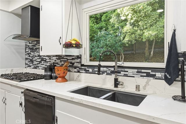 30993 Palo Alto Drive, Redlands, CA 92373