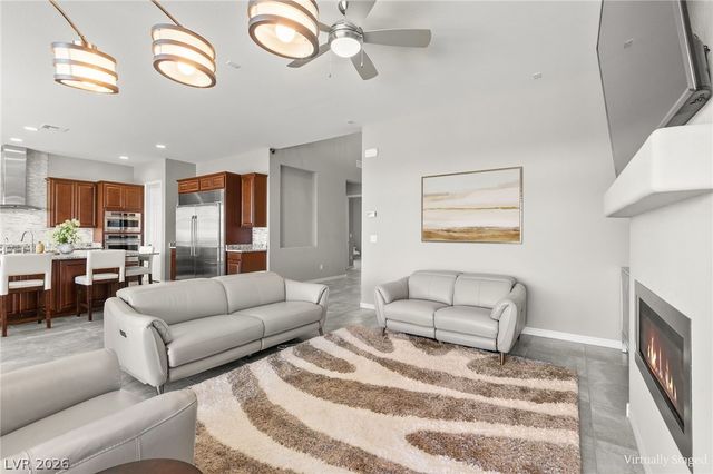 224 Highspring Street, Las Vegas, NV 89138