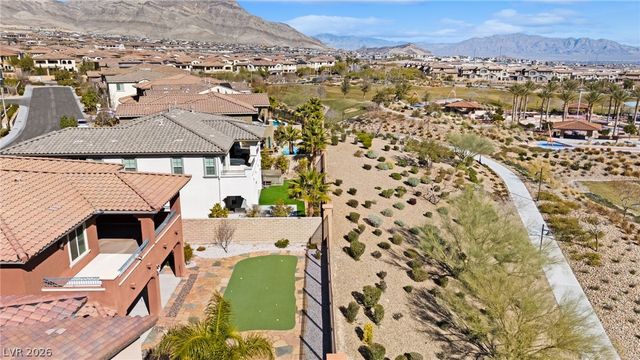 224 Highspring Street, Las Vegas, NV 89138