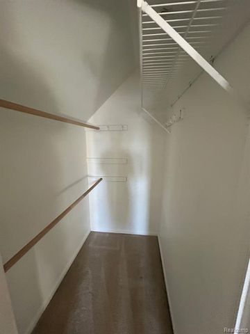 2204 Kalama Avenue, Royal Oak, MI 48067