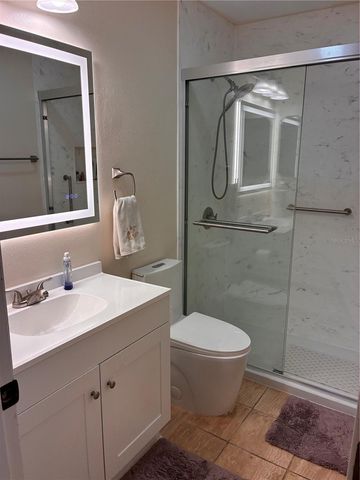 4521 KINGSMERE 6, Sarasota, FL 34235
