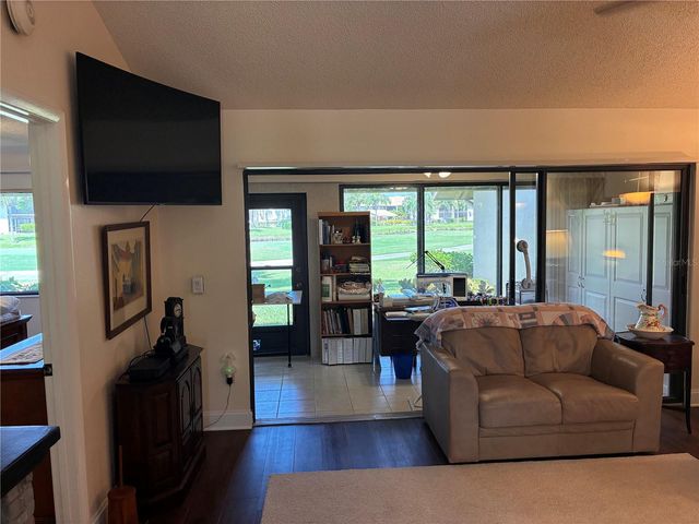 4521 KINGSMERE 6, Sarasota, FL 34235