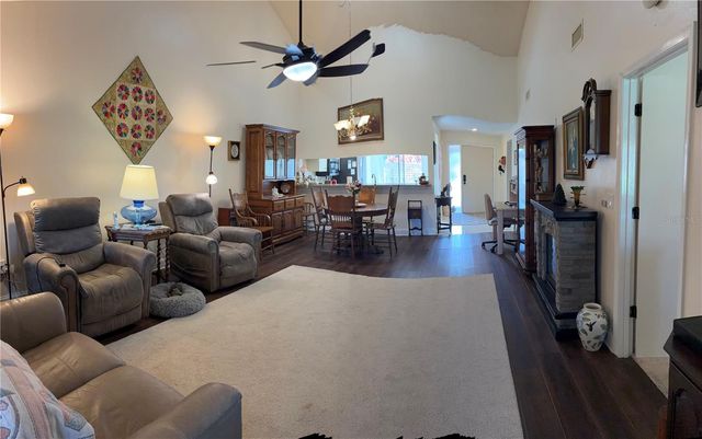 4521 KINGSMERE 6, Sarasota, FL 34235