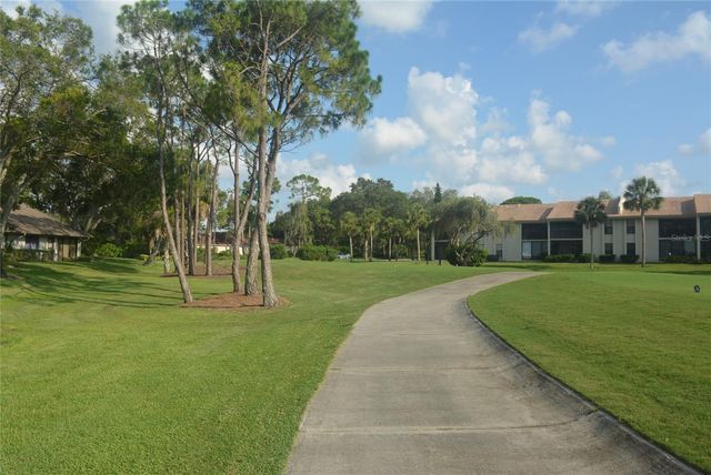 4521 KINGSMERE 6, Sarasota, FL 34235