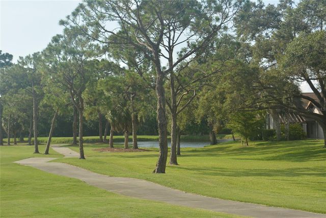 4521 KINGSMERE 6, Sarasota, FL 34235