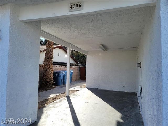 4795 Via San Andros, Las Vegas, NV 89103