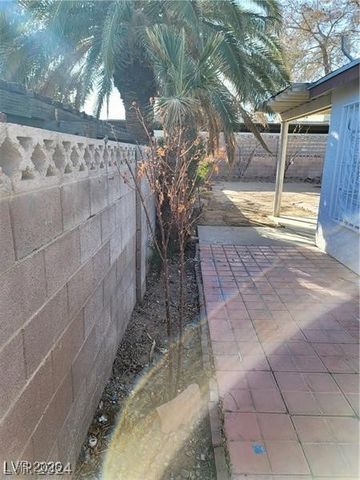 4795 Via San Andros, Las Vegas, NV 89103