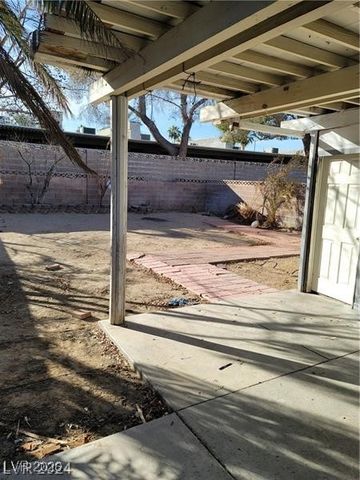 4795 Via San Andros, Las Vegas, NV 89103
