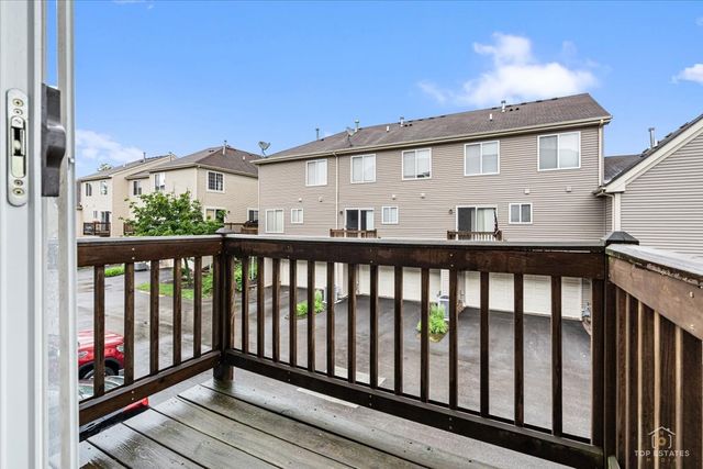 1243 Derry Lane, Pingree Grove, IL 60140