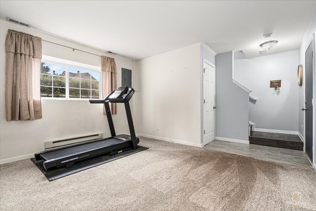 1243 Derry Lane, Pingree Grove, IL 60140