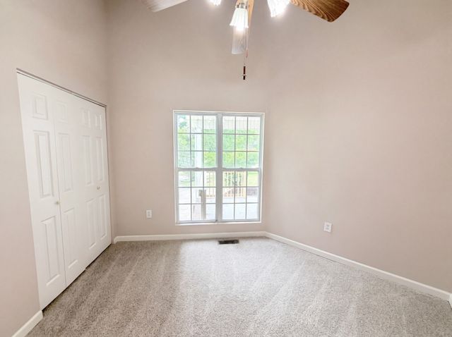 2011 Wild Cherry Dr, Lewisburg, TN 37091