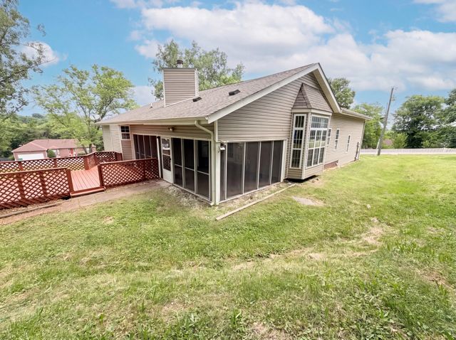 2011 Wild Cherry Dr, Lewisburg, TN 37091