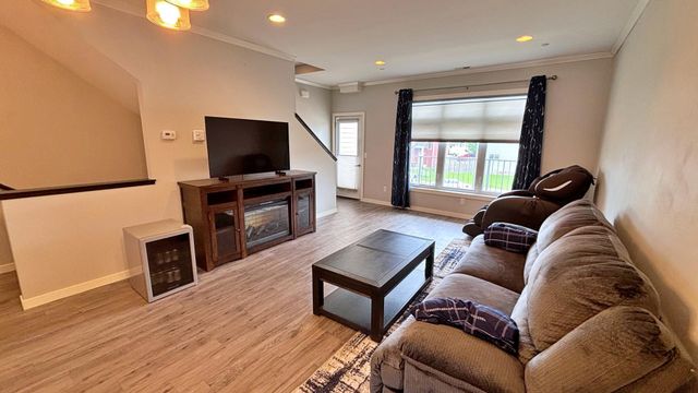 2157 Rolling Green Lane, North Mankato, MN 56003