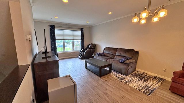 2157 Rolling Green Lane, North Mankato, MN 56003