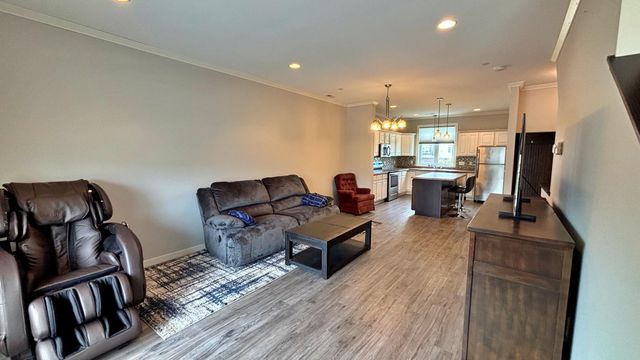 2157 Rolling Green Lane, North Mankato, MN 56003