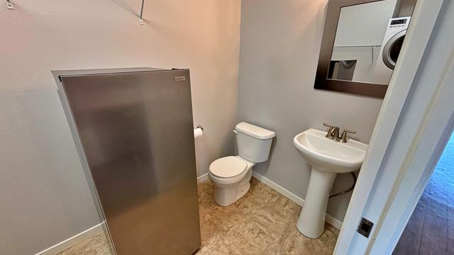 2157 Rolling Green Lane, North Mankato, MN 56003