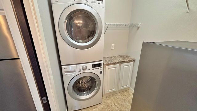 2157 Rolling Green Lane, North Mankato, MN 56003