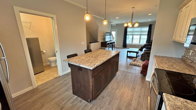 2157 Rolling Green Lane, North Mankato, MN 56003