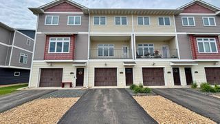 2157 Rolling Green Lane, North Mankato, MN 56003