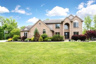 58721 Carriage Lane, Lyon Charter Township, MI 48178