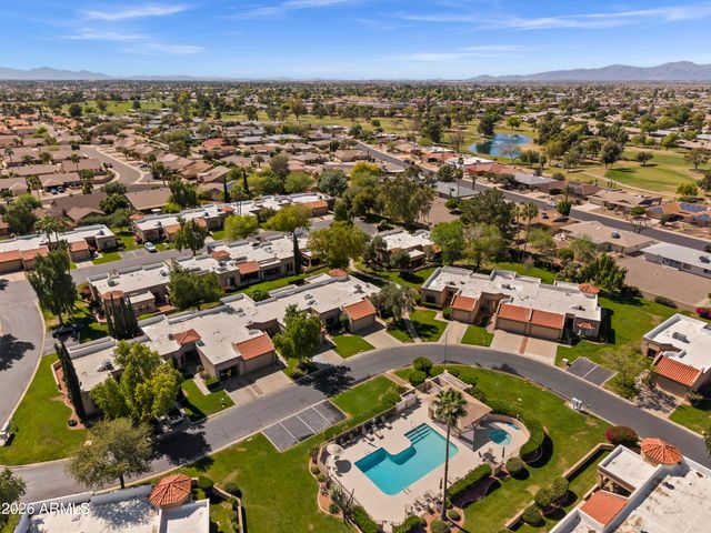 9827 W TOPEKA Drive, Peoria, AZ 85382