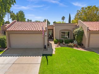 9827 W TOPEKA Drive, Peoria, AZ 85382