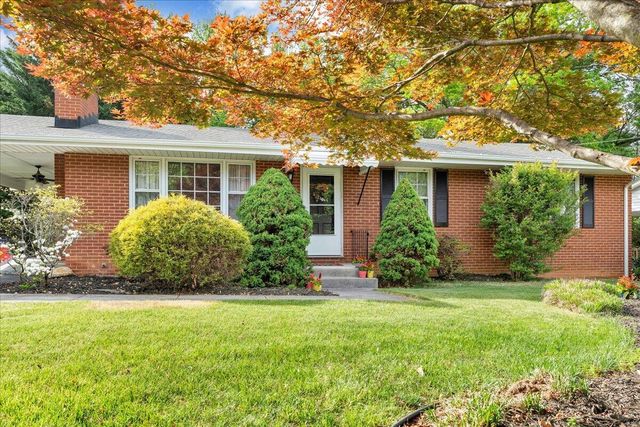 3359 Pamlico DR, Roanoke, VA 24018