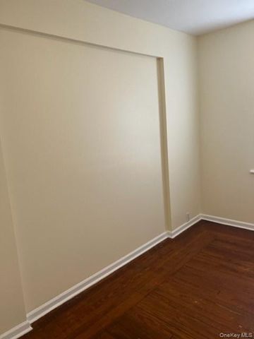 169 Tibbetts Road 1st Fl, Yonkers, NY 10705