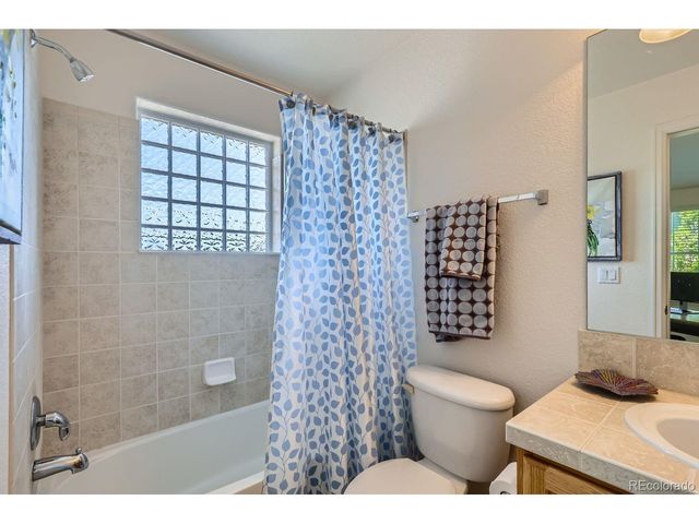 9780 E Florida Pl, Aurora, CO 80247