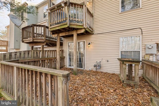 2740 BRIER POND CIR, Woodbridge, VA 22191