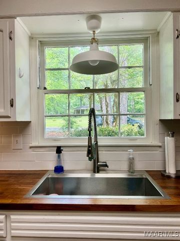 1701 Croom Drive, Montgomery, AL 36106