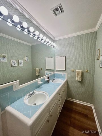 1701 Croom Drive, Montgomery, AL 36106