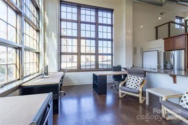 715 N Graham Street, Charlotte, NC 28202
