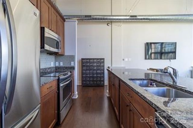 715 N Graham Street, Charlotte, NC 28202