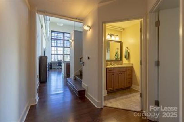 715 N Graham Street, Charlotte, NC 28202