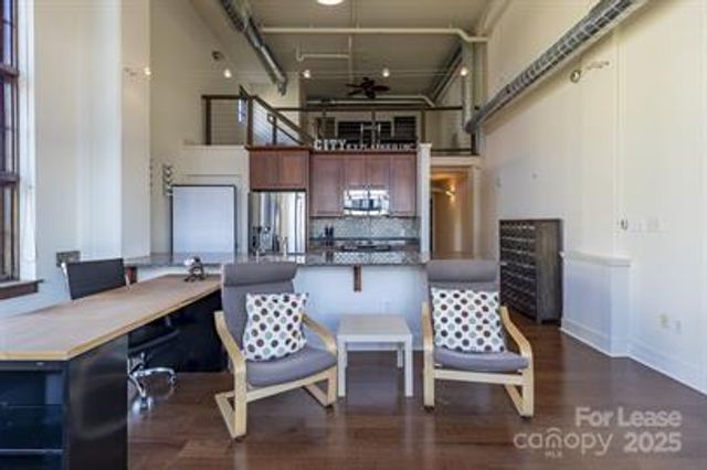 715 N Graham Street, Charlotte, NC 28202