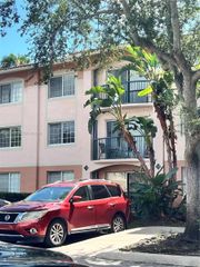 2009 SE 10th Avenue 319, Fort Lauderdale, FL 33316
