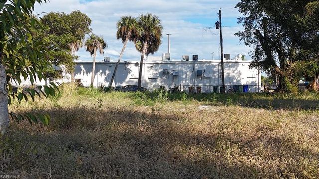 76 Alameda AVE, Fort Myers, FL 33905